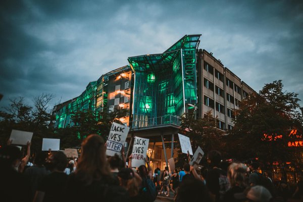 Verborgene Stresssymptome bei Rottweilern: Darauf sollten Hundebesitzer achten!