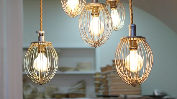 Pendelleuchte im fokus: funktionalität trifft auf stil