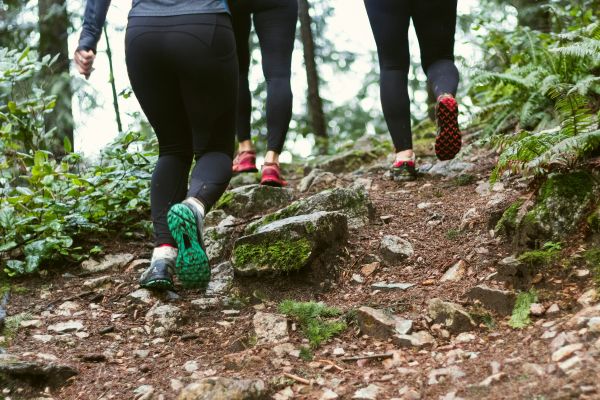Umfassende tests von hardloopschoenen und trailschoenen 2025